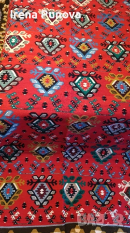 Чисто нов Чипровски килим 3.03 × 2.20 м – ръчна изработка, с етикет, снимка 4 - Килими - 53776252