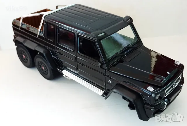 Mercedes-Benz G 63 AMG 6x6 Welly - Мащаб 1:24, снимка 6 - Колекции - 48294097