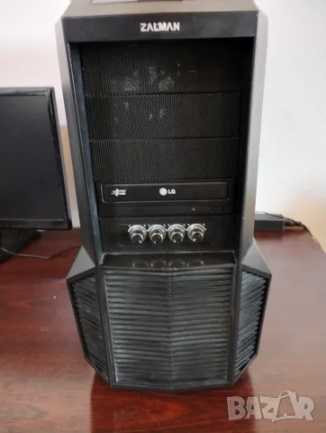Геймърски компютър Asus B150 Intel I7 7700 16GB RAM Radeon RX570 8GB, снимка 12 - Геймърски - 56126535