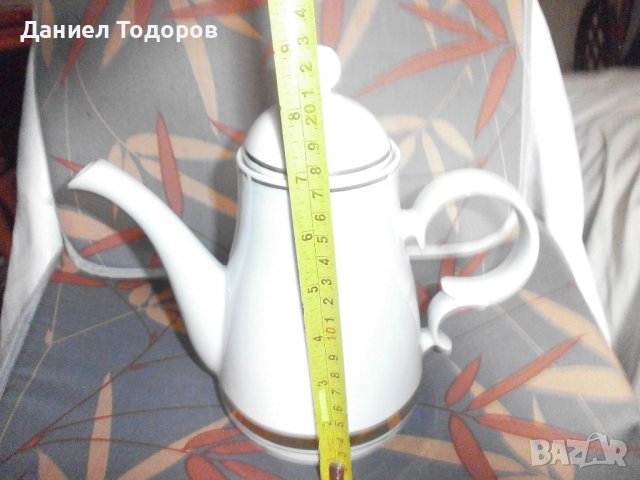 Стар Български Порцеланов Чайник, Кана с  Позлата , с Налична маркировка, снимка 11 - Сервизи - 38987931
