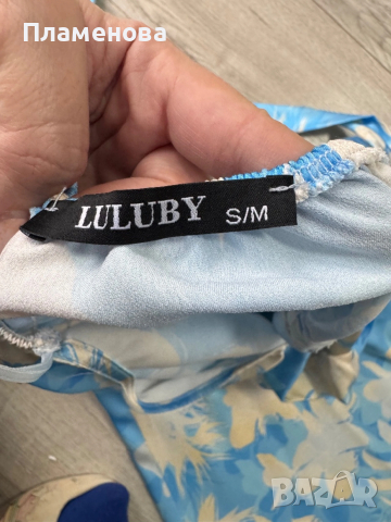 Синя сатенена рокля M/L, снимка 3 - Рокли - 53652266