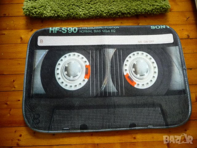13.1 Килимче аудиокасета audio tape касетофон касетка стерео, снимка 2 - Декорация за дома - 40741708