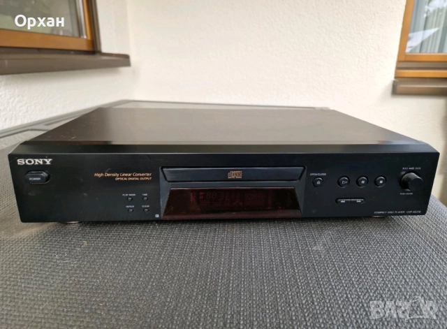 SONY-CDP-XE370