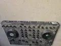 native instruments/Maschine mk2,Traktor Kontroler S4 mk1,Traktor Kontroler S2 mk2, studio , снимка 15