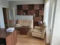 Собственик дава под наем луксозно обзаведен офис в жилищен блок, снимка 1