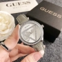 Дамски ръчен часовник Guess с кожена верижка, снимка 2