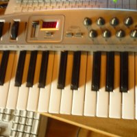 MIDI KEYBOARD  M-AUDIО OXYGEN 8, снимка 1 - Синтезатори - 34231632