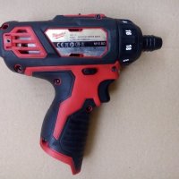 оригинален Milwaukee M12 BD 1/4 hex бит винтоверт 12V, снимка 4 - Винтоверти - 42301717