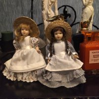 Колекционерски порцеланови кукли , снимка 1 - Колекции - 42735823