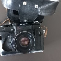 Продавам фотоапарат  марка "Зенит", снимка 1 - Фотоапарати - 39294905