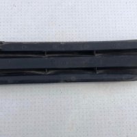 Капачка , решетка в предна броня от БМВ Е46, снимка 3 - Части - 40616427
