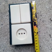 Стар електрически ключ и контакт, снимка 3 - Антикварни и старинни предмети - 39324947