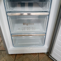 Иноксов комбиниран хладилник с фризер Бош Bosch A+++ 2 години гаранция!, снимка 4 - Хладилници - 44833940