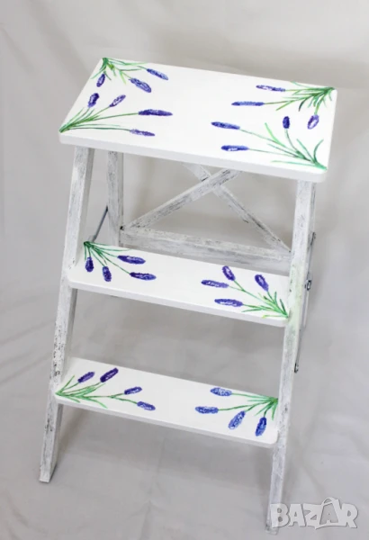 Столче-стълба с декоративен мотив лавандула, снимка 1