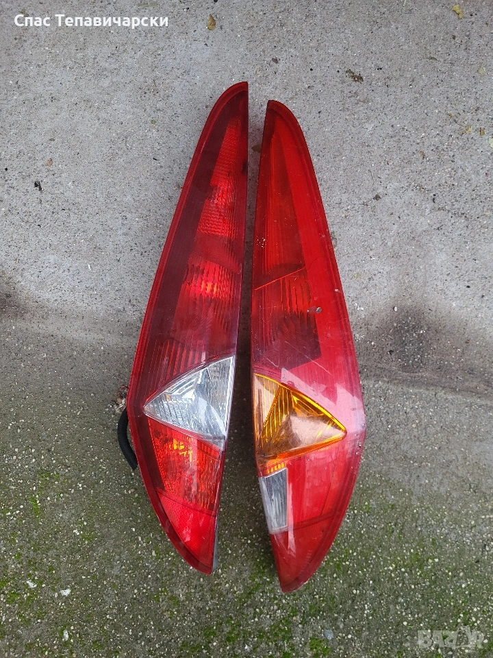 Продавам задни стопове с платките за фиат пунто 2005г., снимка 1