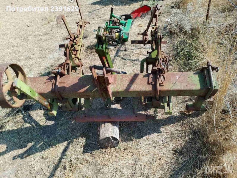 Триредов култиватор, снимка 1