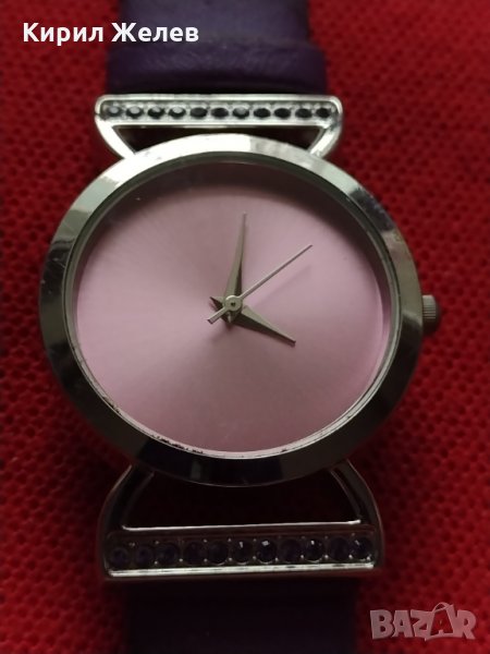 Луксозен дамски часовник с кожена каишкаAVON - 7865, снимка 1