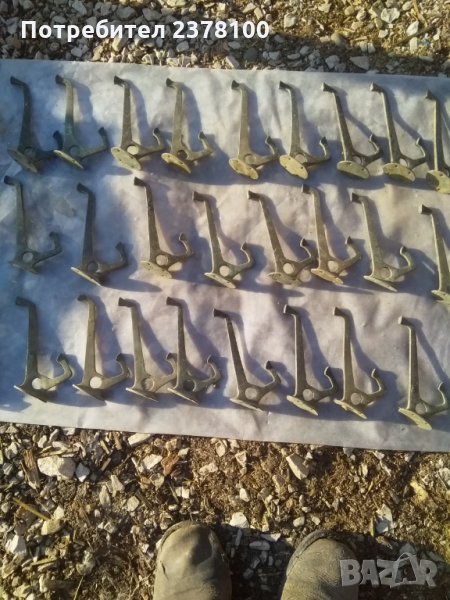 Продавам предна дясна за Сеат алтеа 40лв., снимка 1