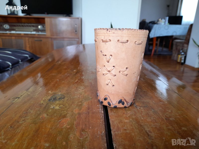 Стара кожена чаша #2, снимка 1
