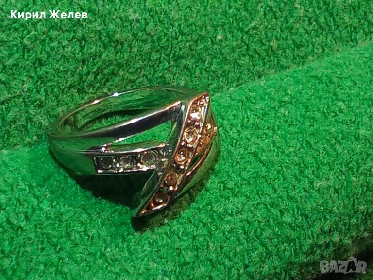 СТИЛЕН МОДЕН АРТ ПРЪСТЕН с БЯЛА ПОЗЛАТА и ЦИРКОНЧЕТА 8788, снимка 1