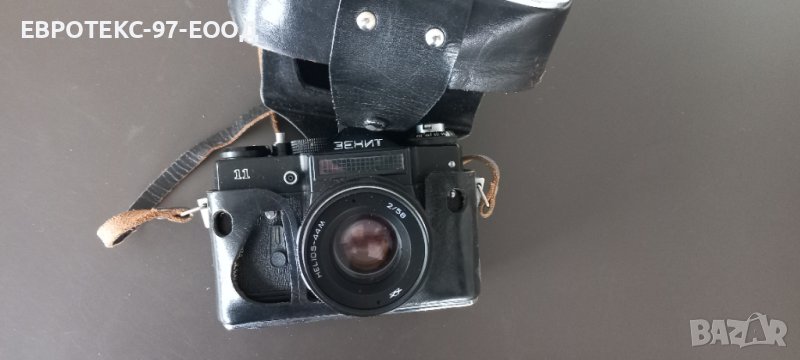 Продавам фотоапарат  марка "Зенит", снимка 1