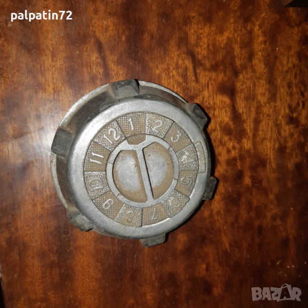 Ретро капачка с шифър за  резервоар на ВАЗ, снимка 1