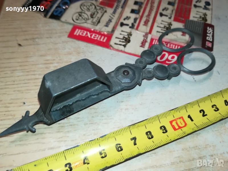 УРЕД ЗА СВЕЩИ-АНТИКА ВНОС SWISS 1306251153, снимка 1