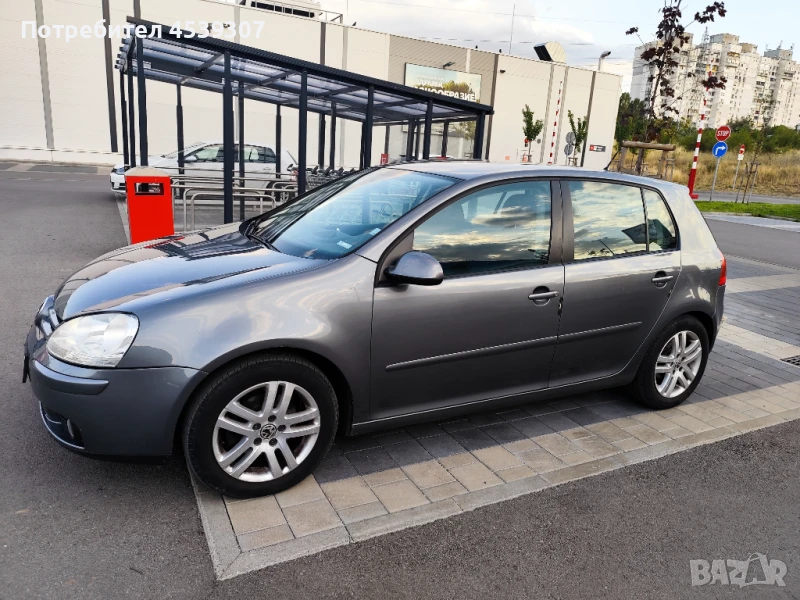 Golf 5, 1.6 бензин/газ, поддържан, газова уредба BRC, 2 комплекта гуми., снимка 1