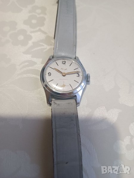 Немски механичен часовник , снимка 1