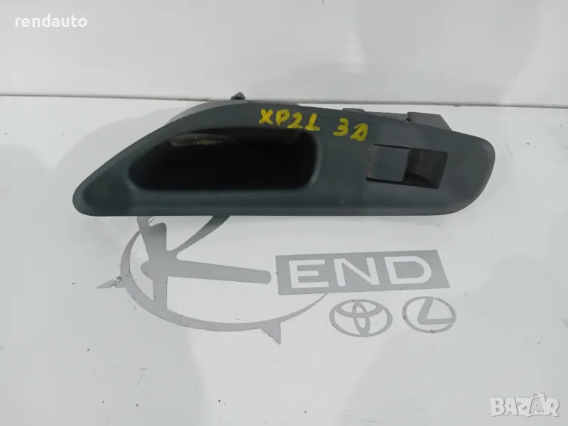 74271-k0090 Заден десен бутон ел. стъкла Toyota yaris cross 1.5 hybrid 2019-2024, снимка 1