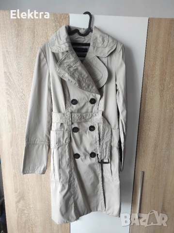 Тренчкот Zara, S размер - нов