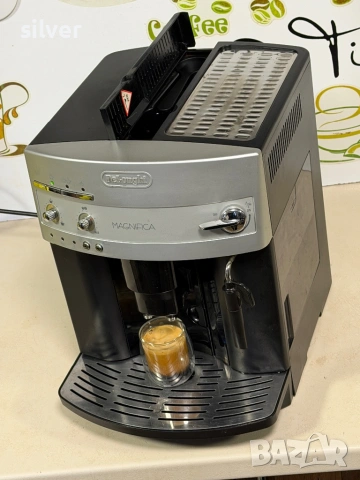 Кафемашина кафе автомат delonghi magnifica с гаранция, снимка 4 - Кафемашини - 53752862