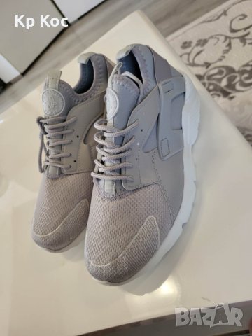 универсални маратонки Nike Huarache, снимка 1 - Маратонки - 42188742