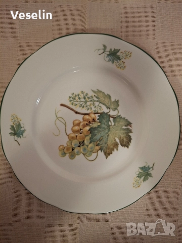 Английска чиния- костен порцелан 