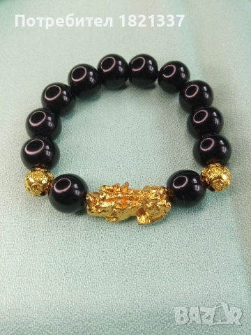 Гривна от мъниста обсидиан, снимка 2 - Гривни - 52349775