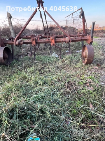 Лозарски плуг УНЛМ, снимка 3 - Селскостопанска техника - 52425212