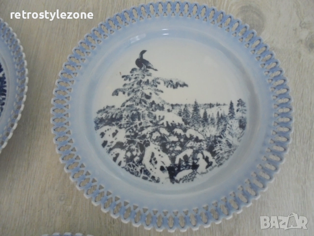 № 8252 Три стари декоративни чинии / пана , снимка 4 - Други ценни предмети - 51644349