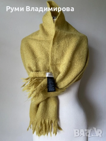 Светлозелен шал HM от 50 % мохер и 50 % вълна