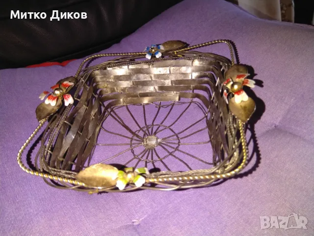 Метален поднос с цветчета, снимка 2 - Декорация за дома - 47441161