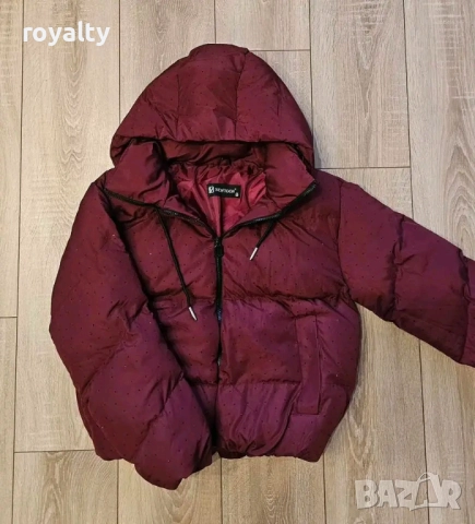 Червено Зимно Дамско Яке с Камъчета 