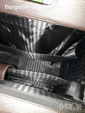 кожена чанта, снимка 5 - Чанти - 52040816