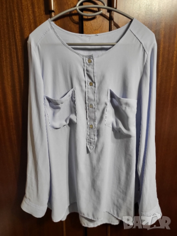 Дамски ризи, снимка 2 - Ризи - 44568598