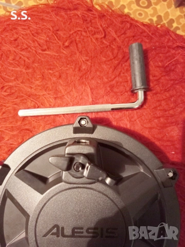 Алесис падове, снимка 4 - Ударни инструменти - 53185384