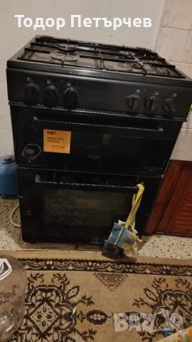 Газова готварска печка с 2 фурни и 4 котлона, снимка 2 - Печки, фурни - 52924461