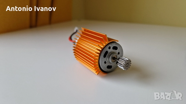 Чemkoß Momop RC390, ESC, CepBo, Трансмитер, снимка 2 - Друга електроника - 52771440