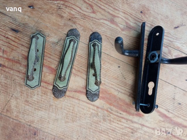Лот дръжки за врати, снимка 1