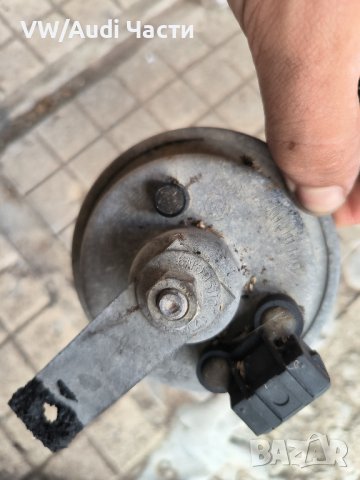 Клаксон VW Audi Seat Skoda 6N0951101, снимка 2 - Части - 42326396