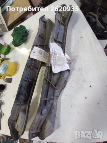 Кора между преден калник и купе тойота ярис 2006-20011 , снимка 2 - Части - 44240991