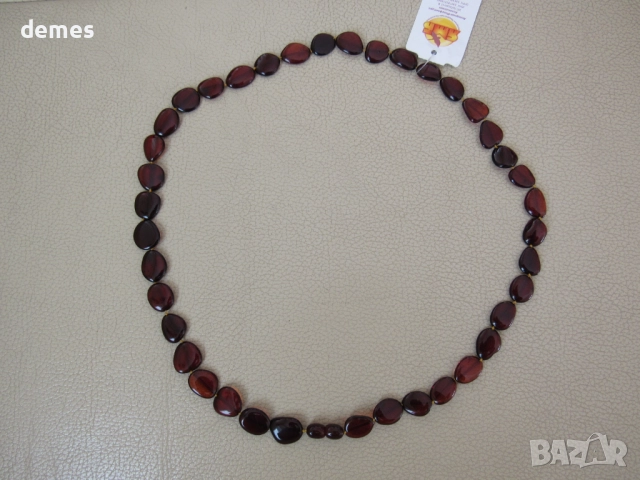 Дамско колие-кръг от първокласен балтийски кехлибар