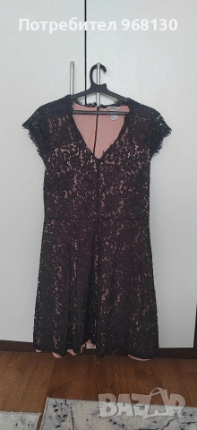 рокля H&M 20 €